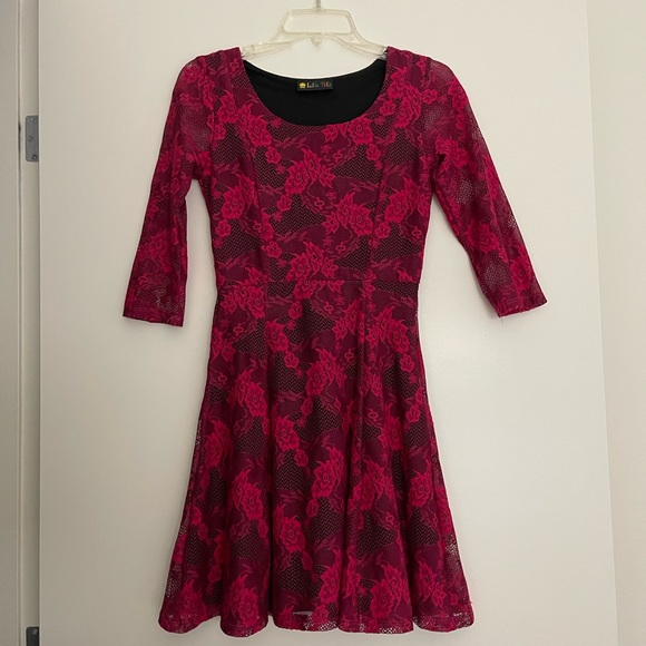 Lace dress . 3/4-sleeves. Size Small. - Picture 1 of 5